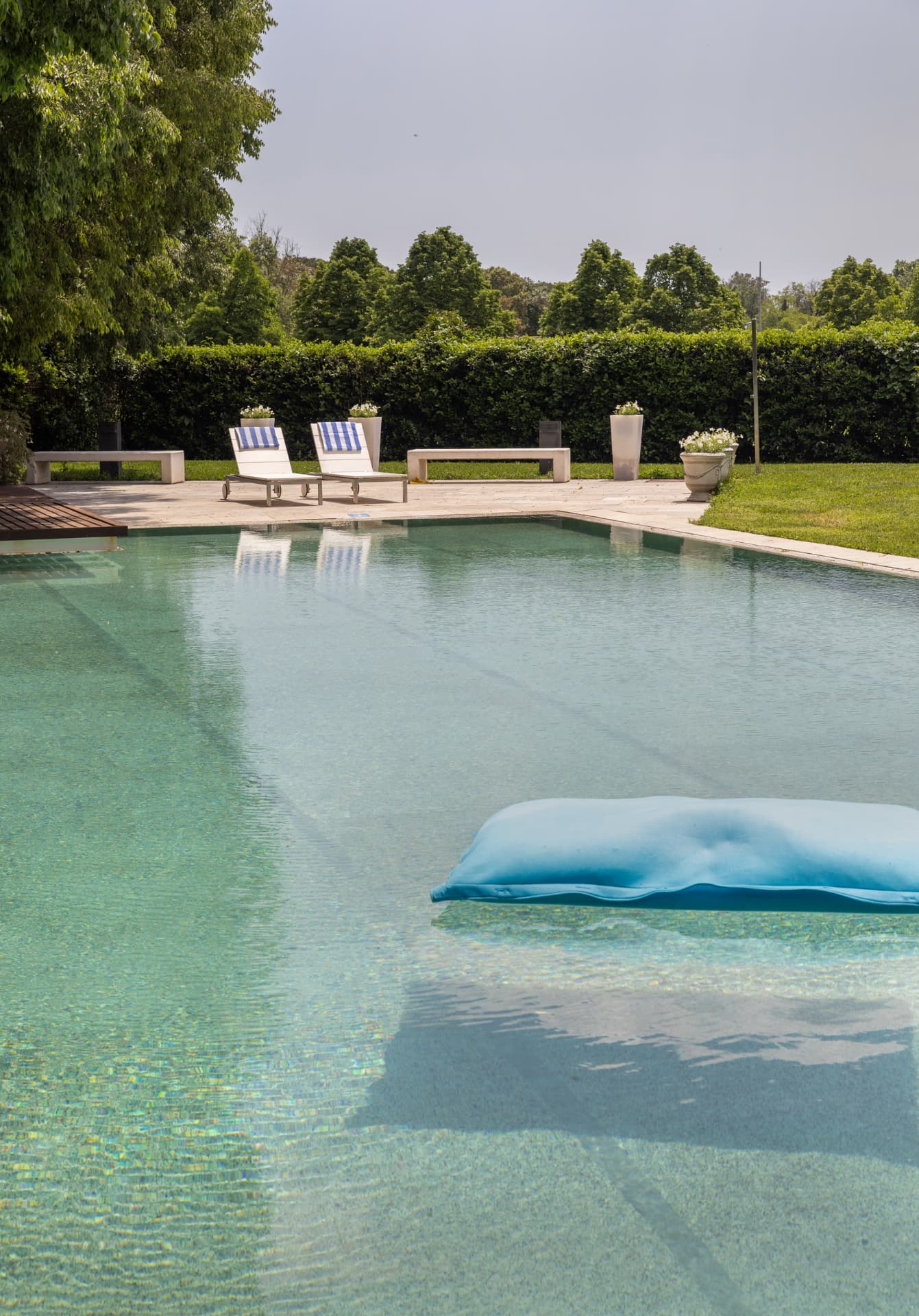 Swimming pool in the grounds of Mas Simon